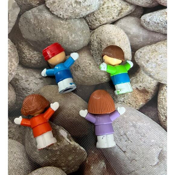 VINTAGE FISHER PRICE PLAYMATES - Picture 2 of 8